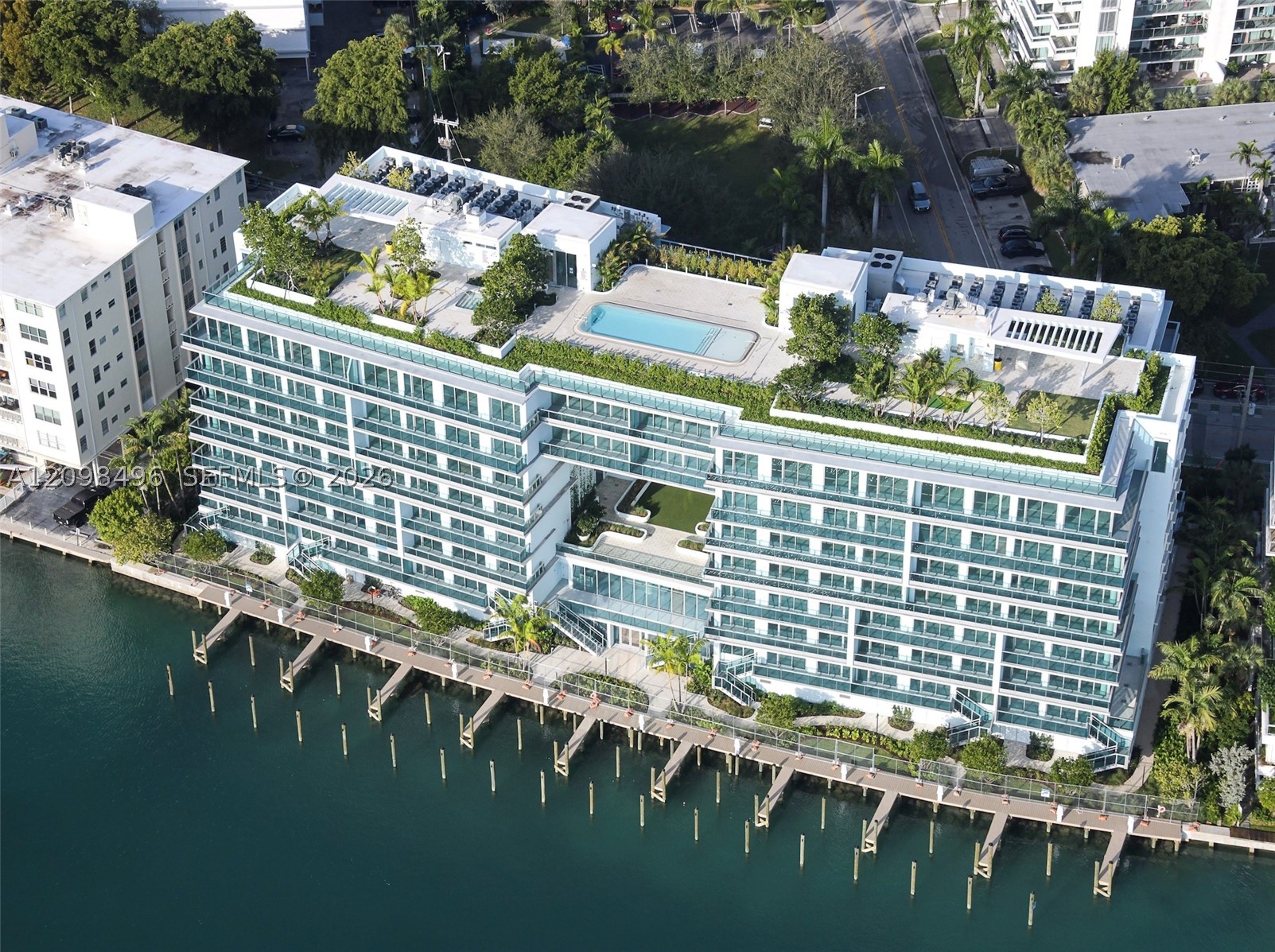 9221 E Bay Hbr Dr #311