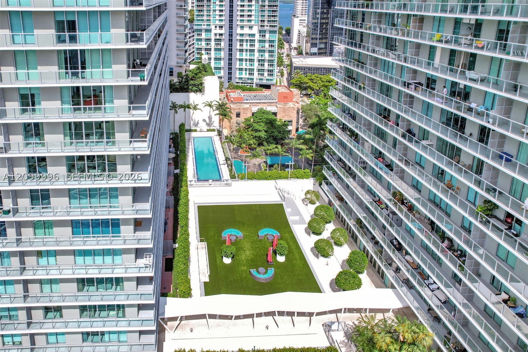 image Axis on Brickell North39