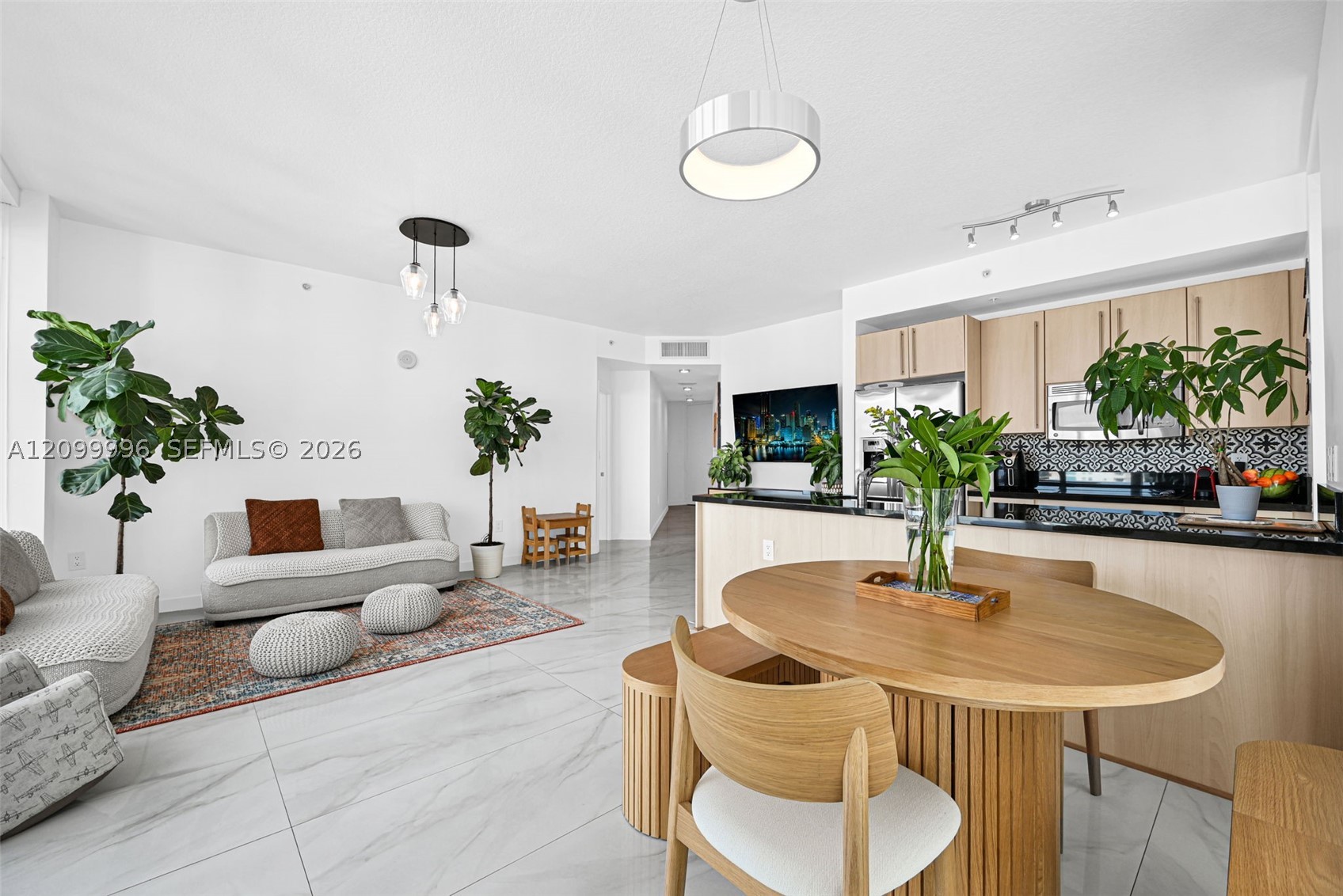 image Axis on Brickell North8
