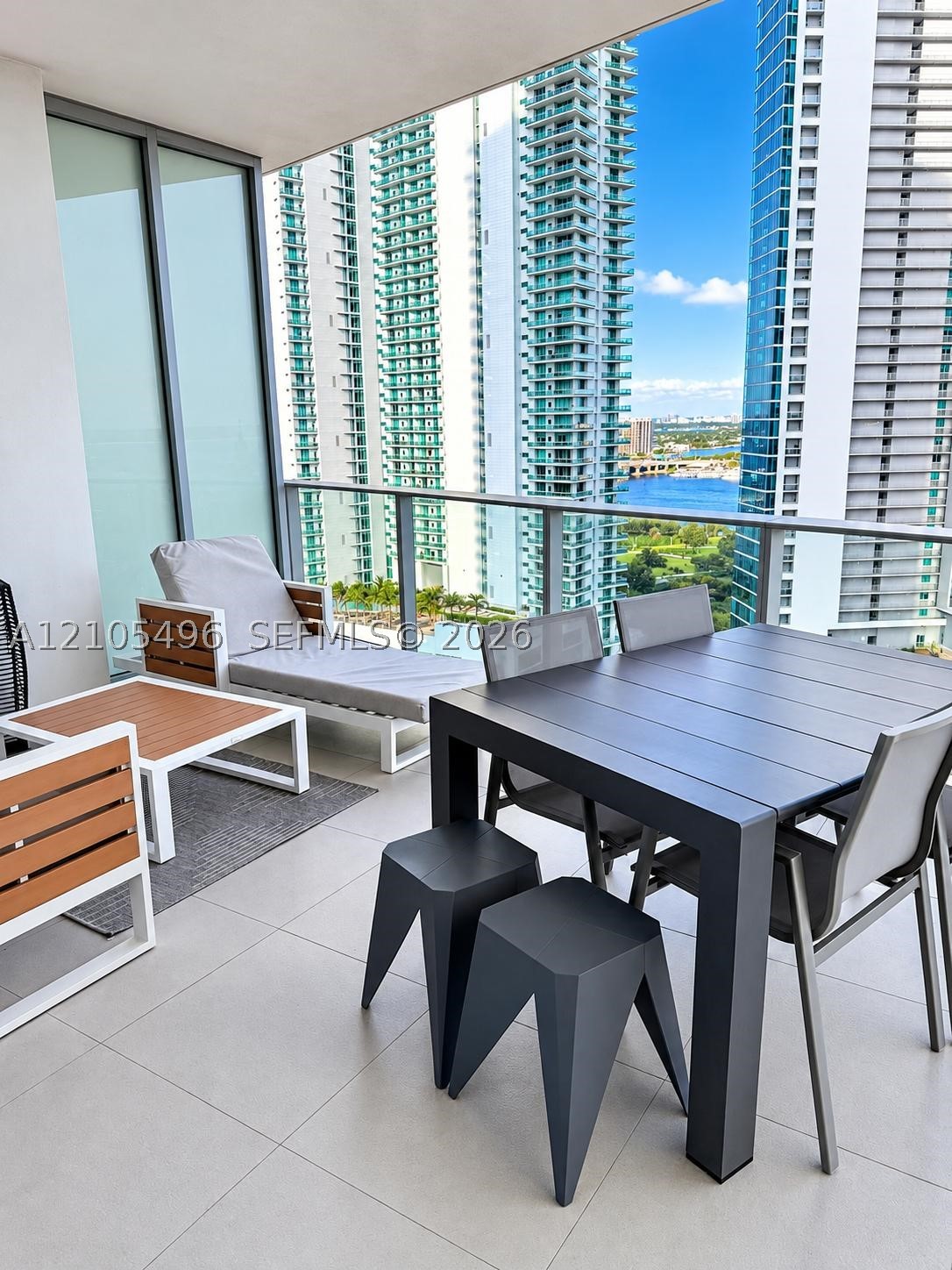 image Paramount Miami Worldcenter17