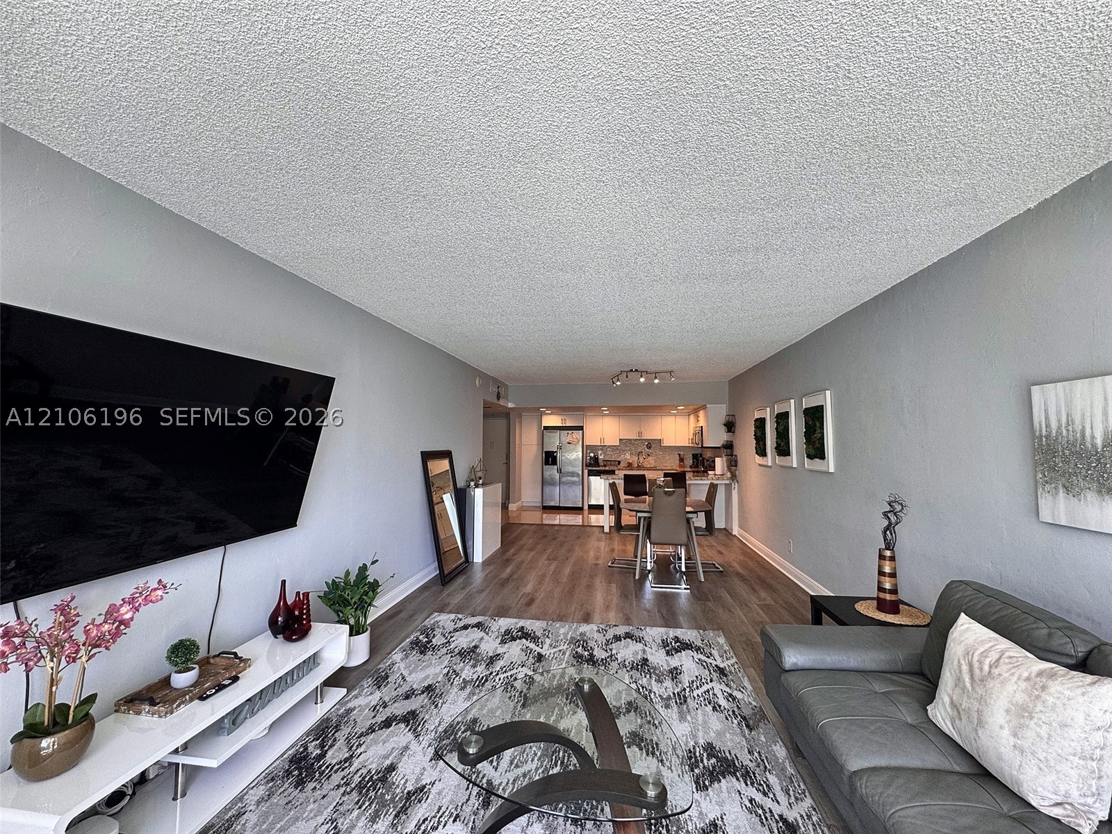 19370 Collins Ave #225