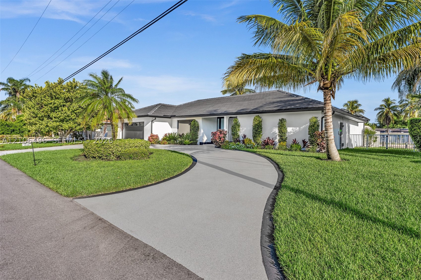 1170 Fairview Ln Singer Island, FL 33404