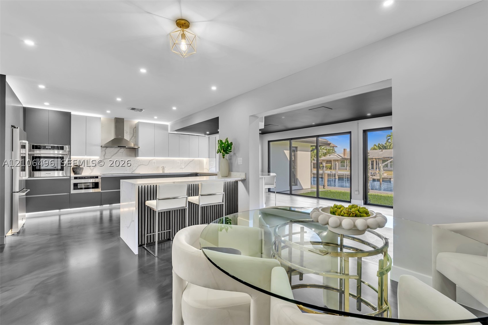 1170 Fairview Ln Singer Island, FL 33404