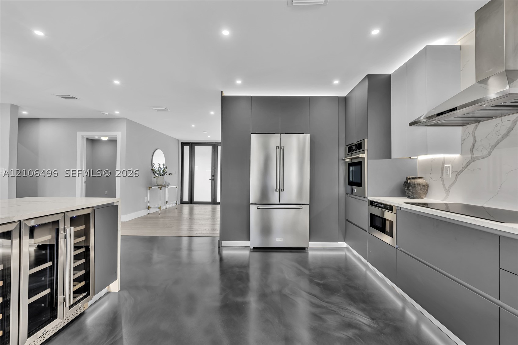 1170 Fairview Ln Singer Island, FL 33404