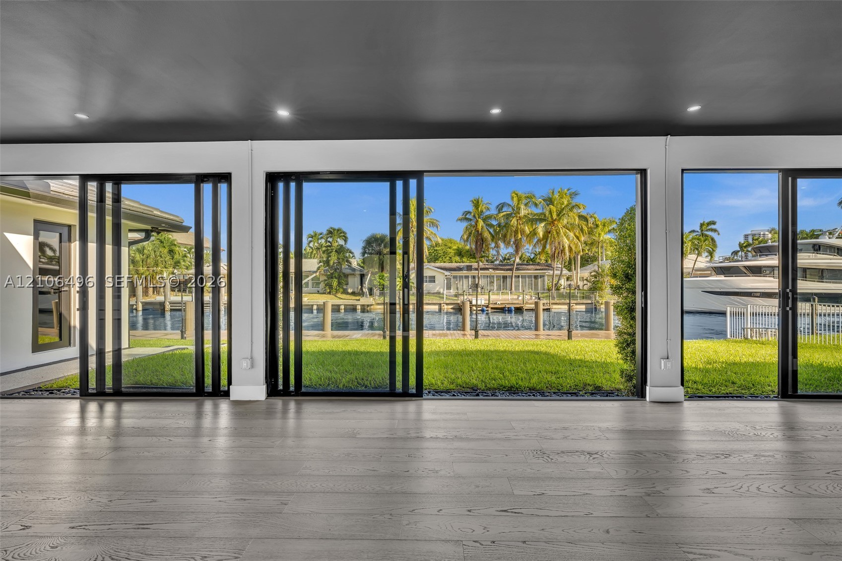 1170 Fairview Ln Singer Island, FL 33404