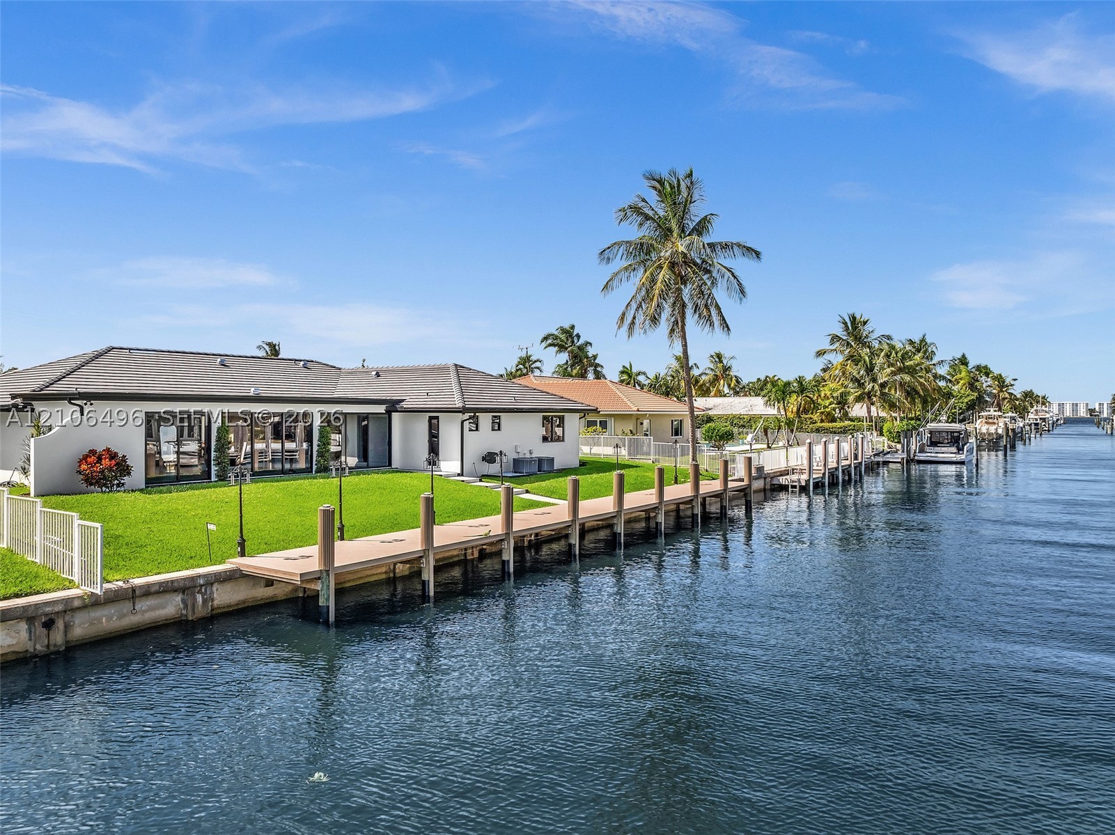 1170 Fairview Ln Singer Island, FL 33404