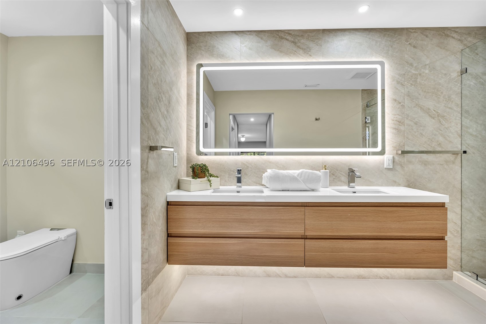 1170 Fairview Ln Singer Island, FL 33404