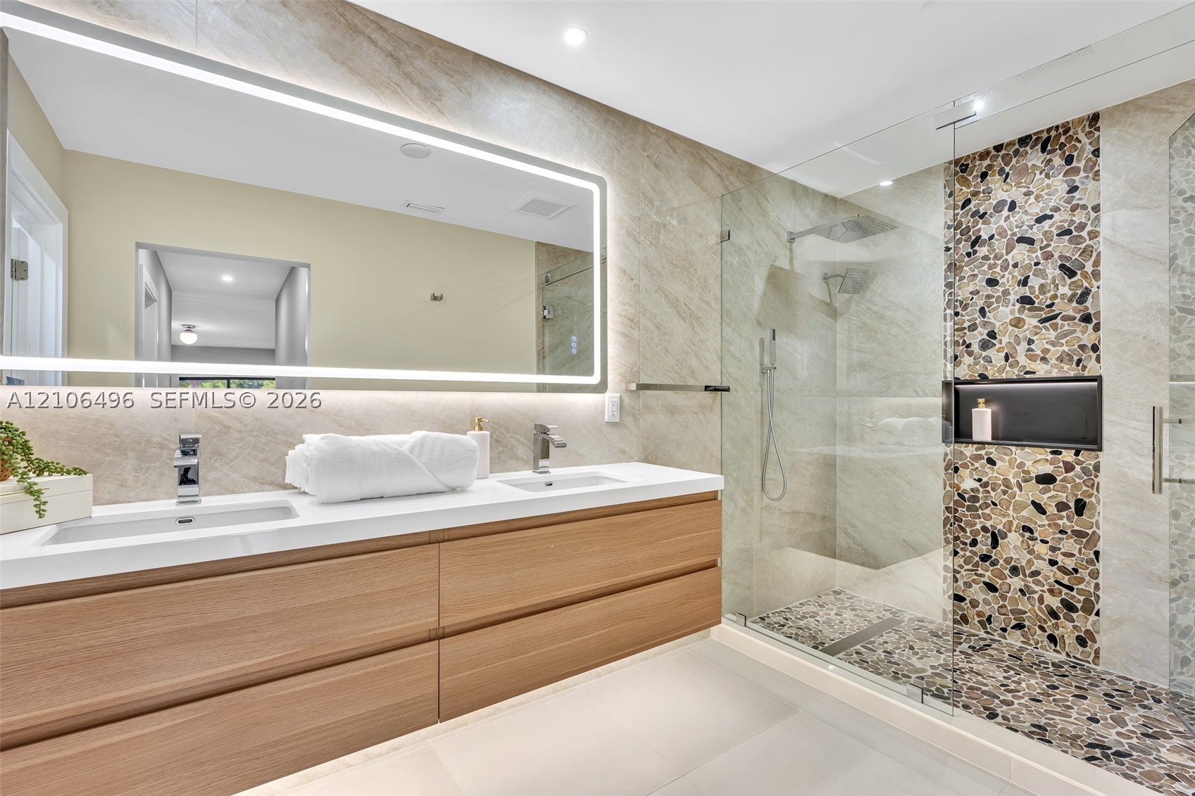 1170 Fairview Ln Singer Island, FL 33404