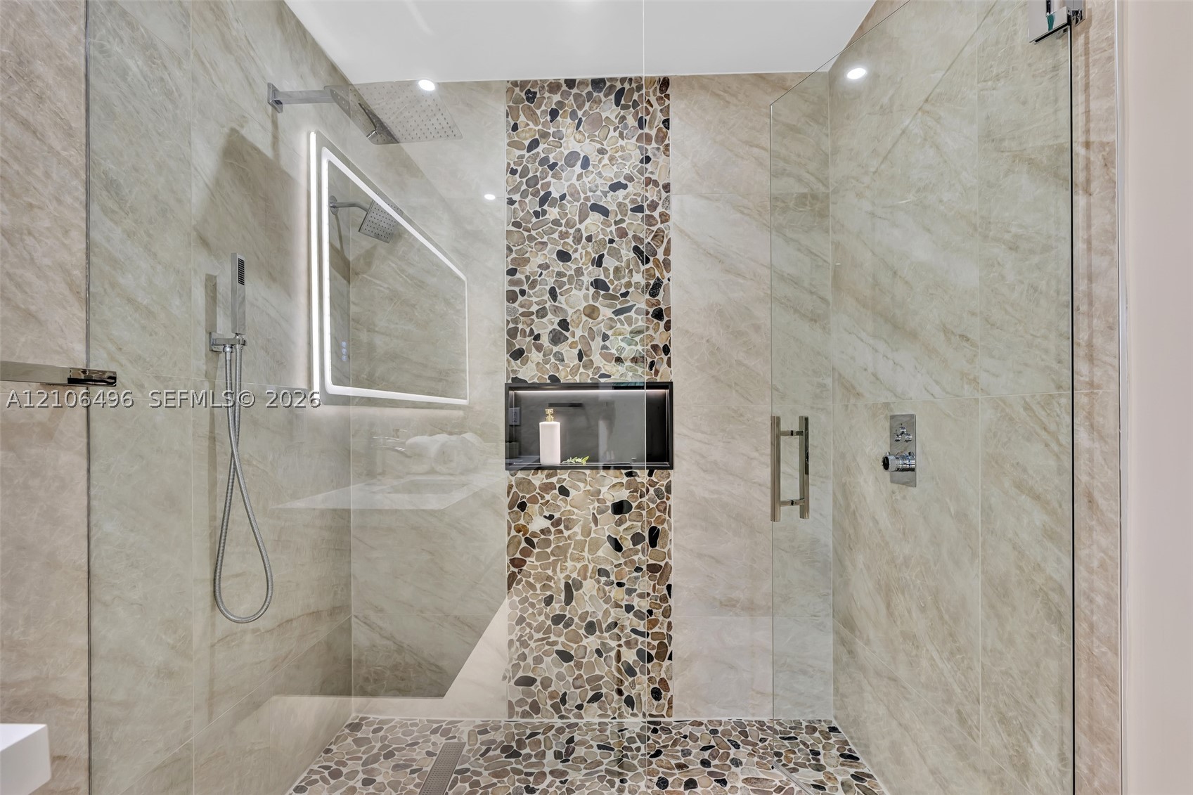 1170 Fairview Ln Singer Island, FL 33404