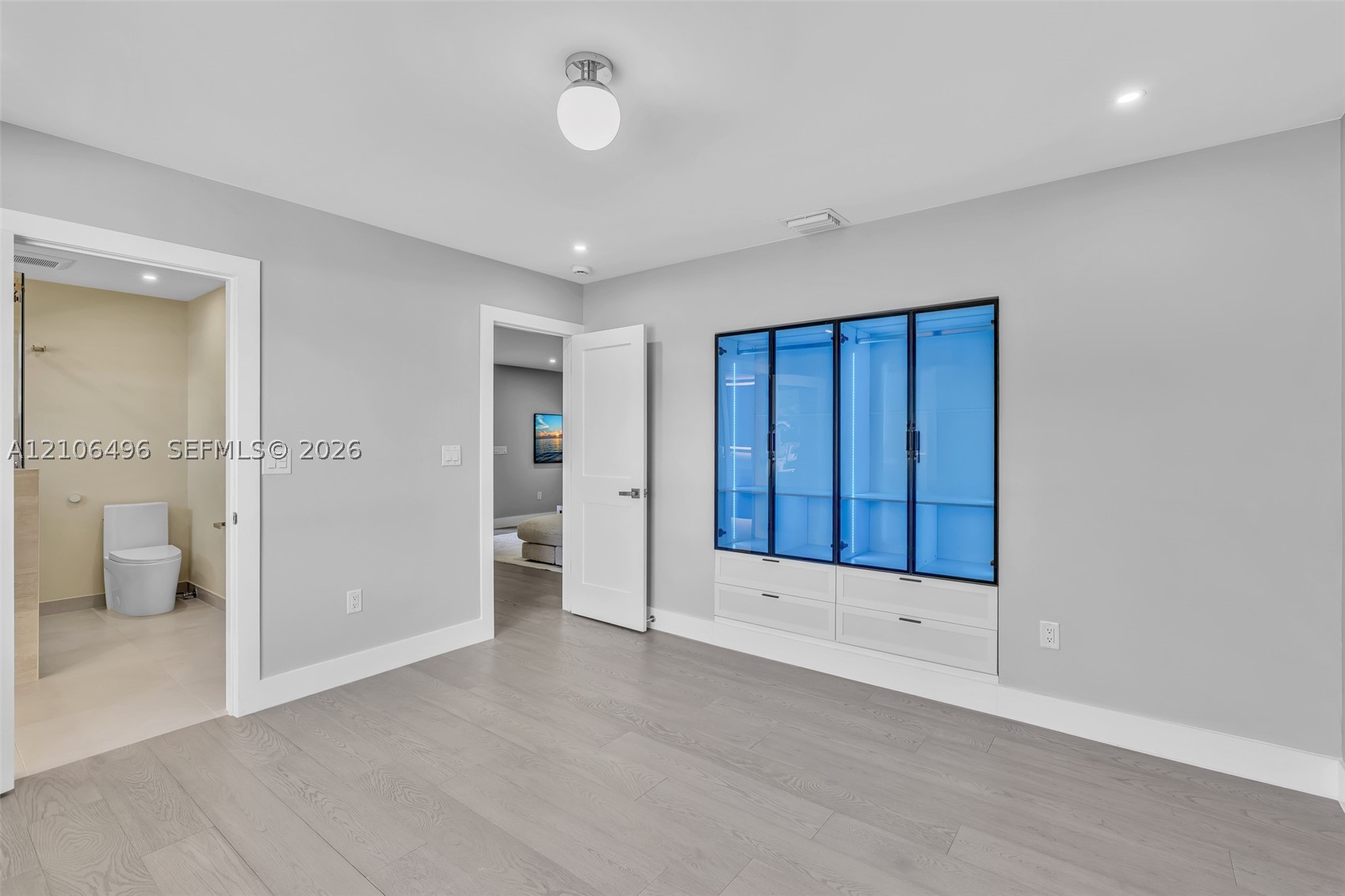1170 Fairview Ln Singer Island, FL 33404