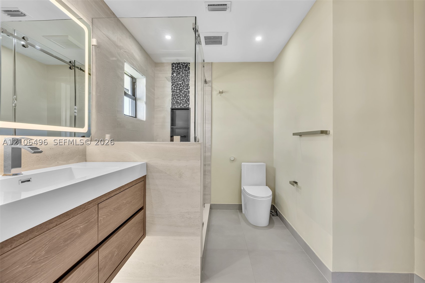 1170 Fairview Ln Singer Island, FL 33404