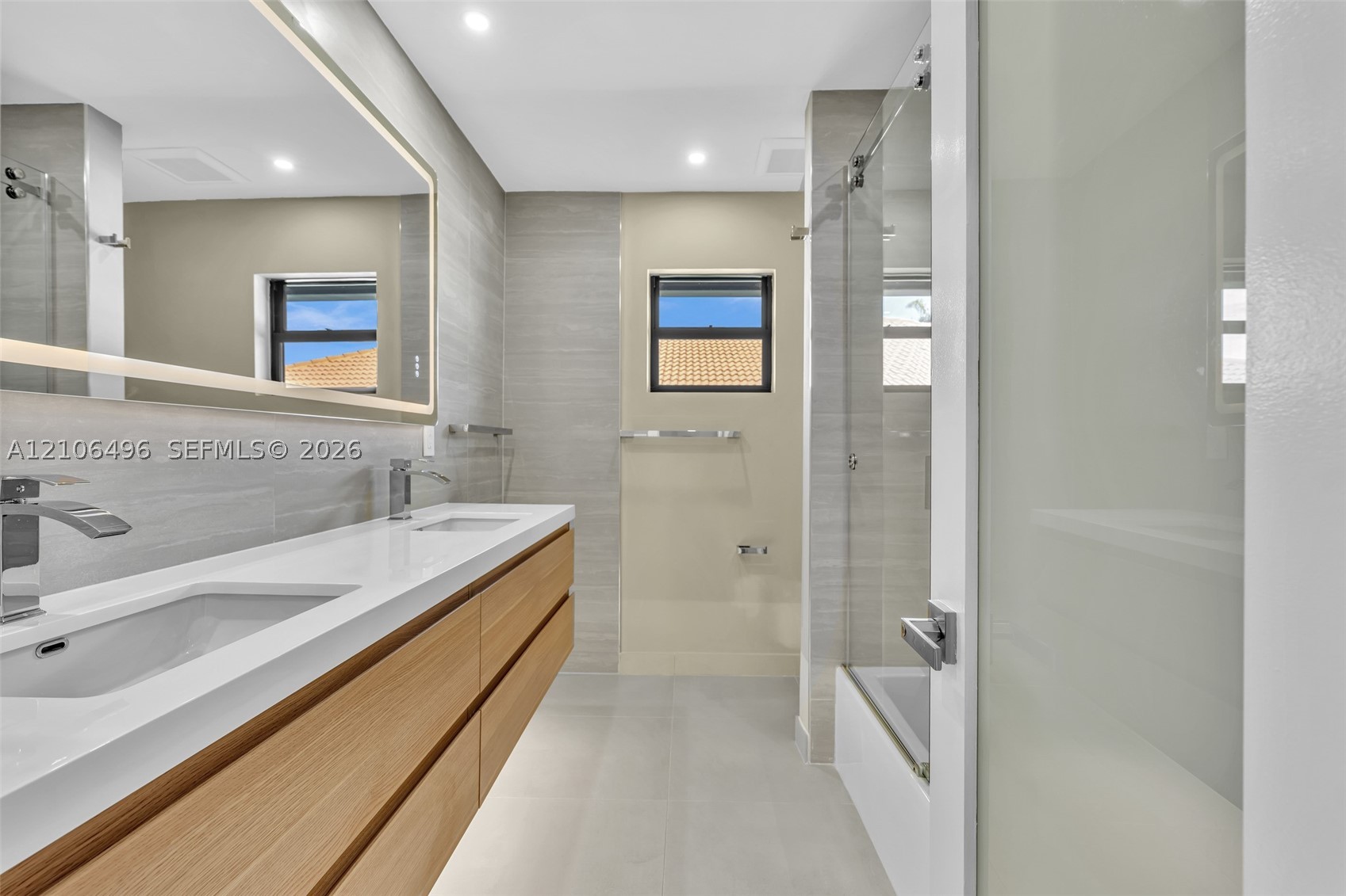 1170 Fairview Ln Singer Island, FL 33404