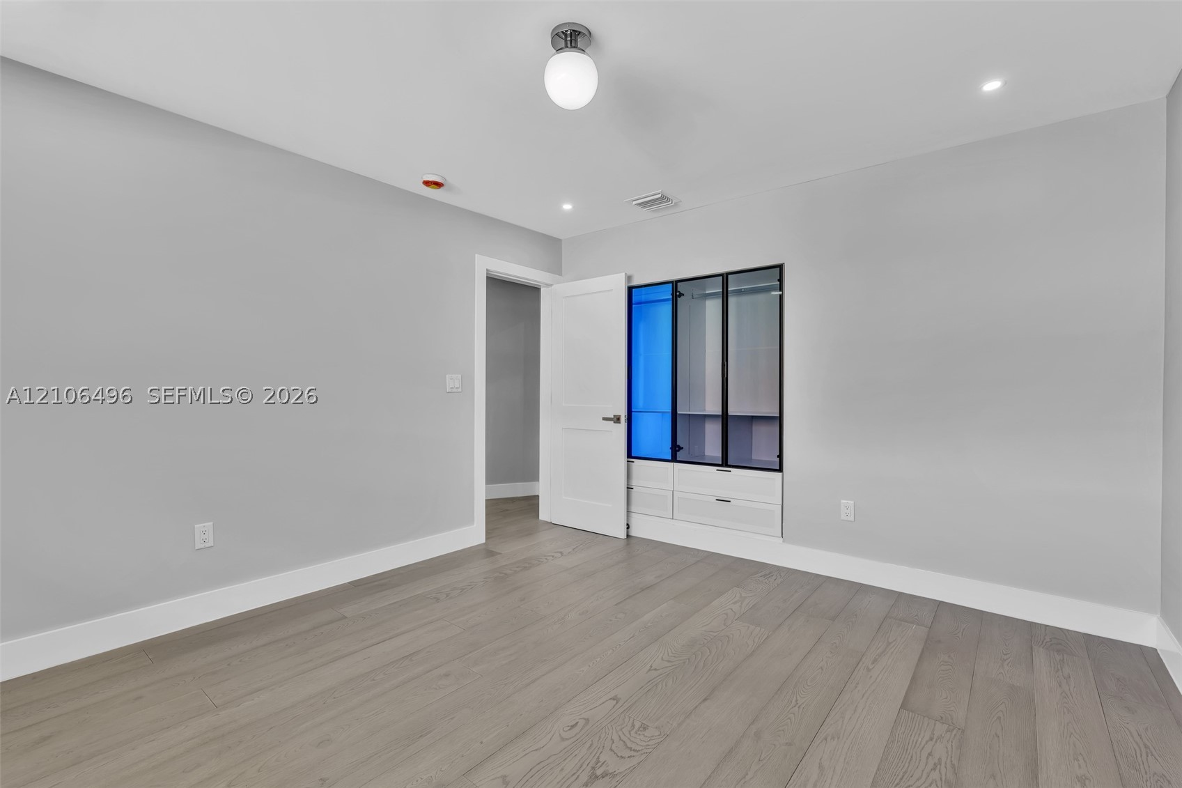 1170 Fairview Ln Singer Island, FL 33404