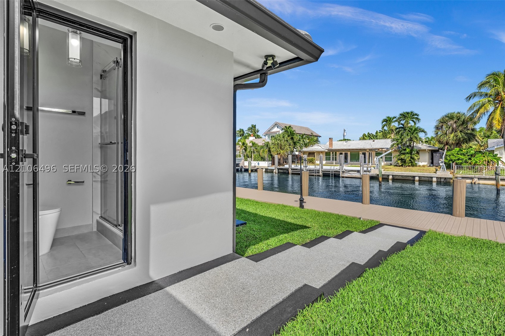 1170 Fairview Ln Singer Island, FL 33404