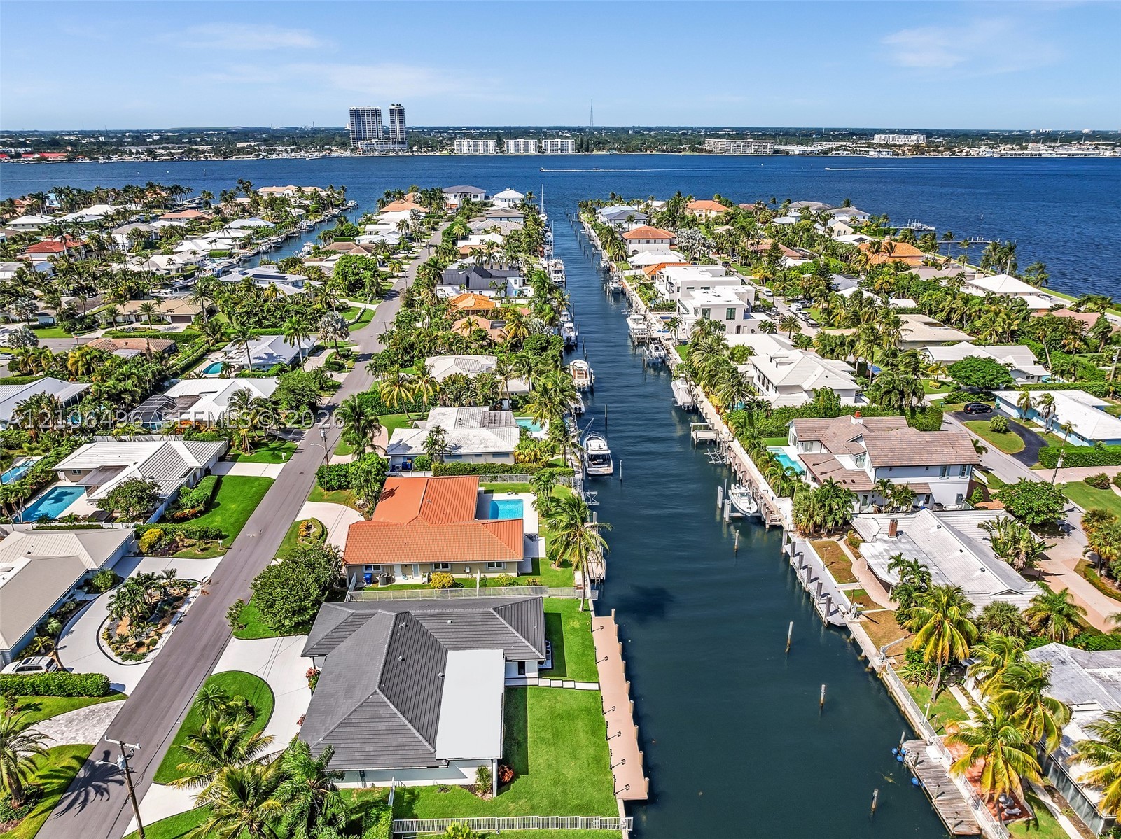 1170 Fairview Ln Singer Island, FL 33404