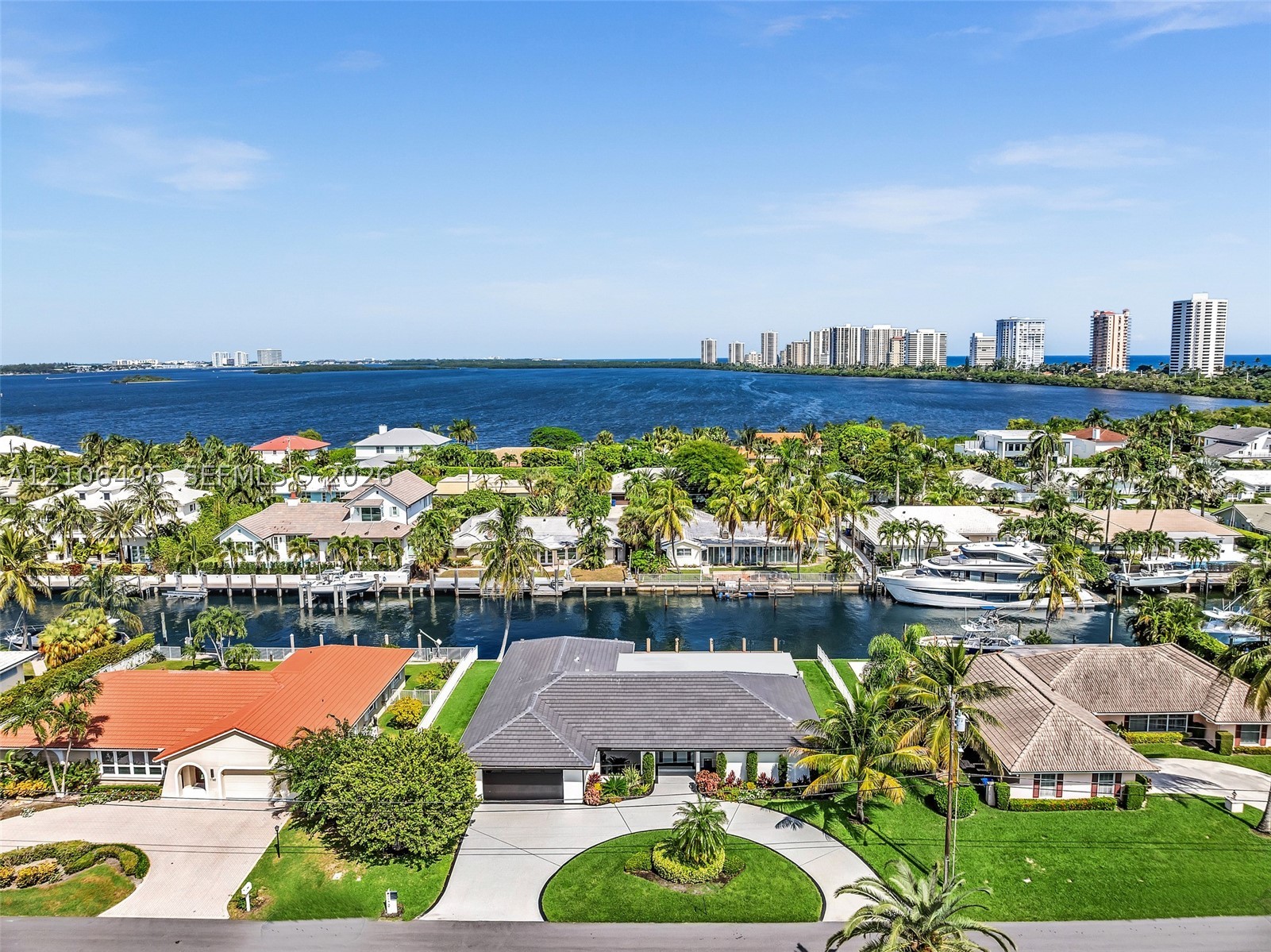 1170 Fairview Ln Singer Island, FL 33404