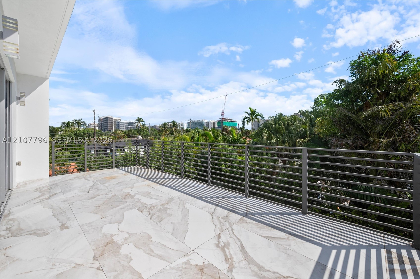 9181 Carlyle Ave Surfside, FL 33154