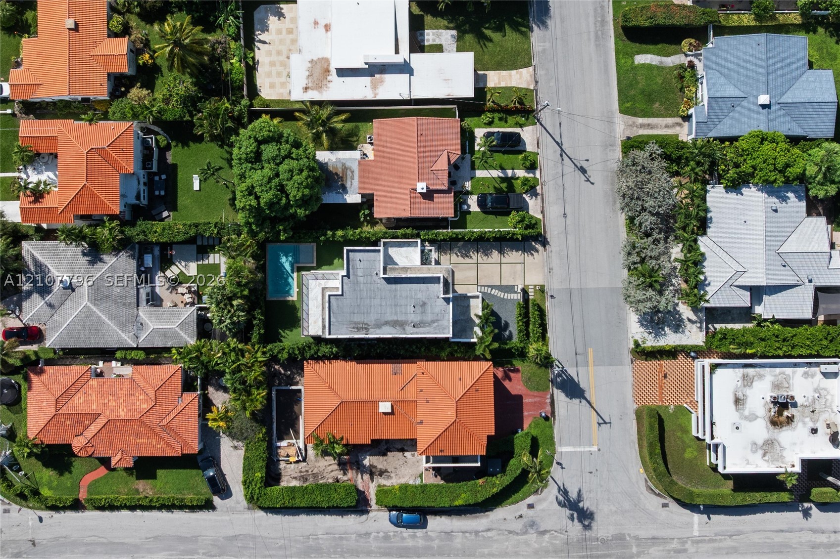 9181 Carlyle Ave Surfside, FL 33154