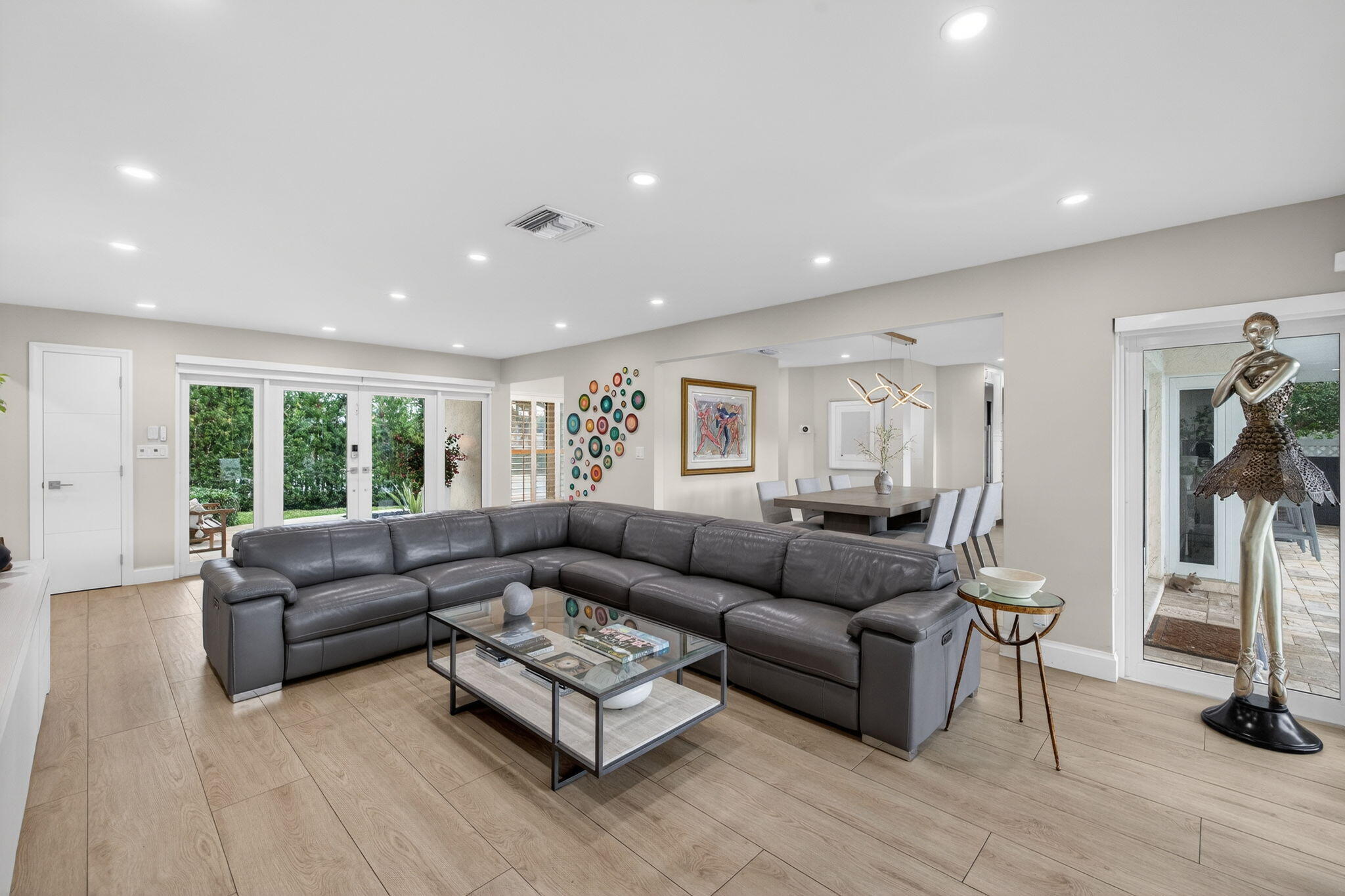 2760 NE 55th Fort Lauderdale, FL 33308