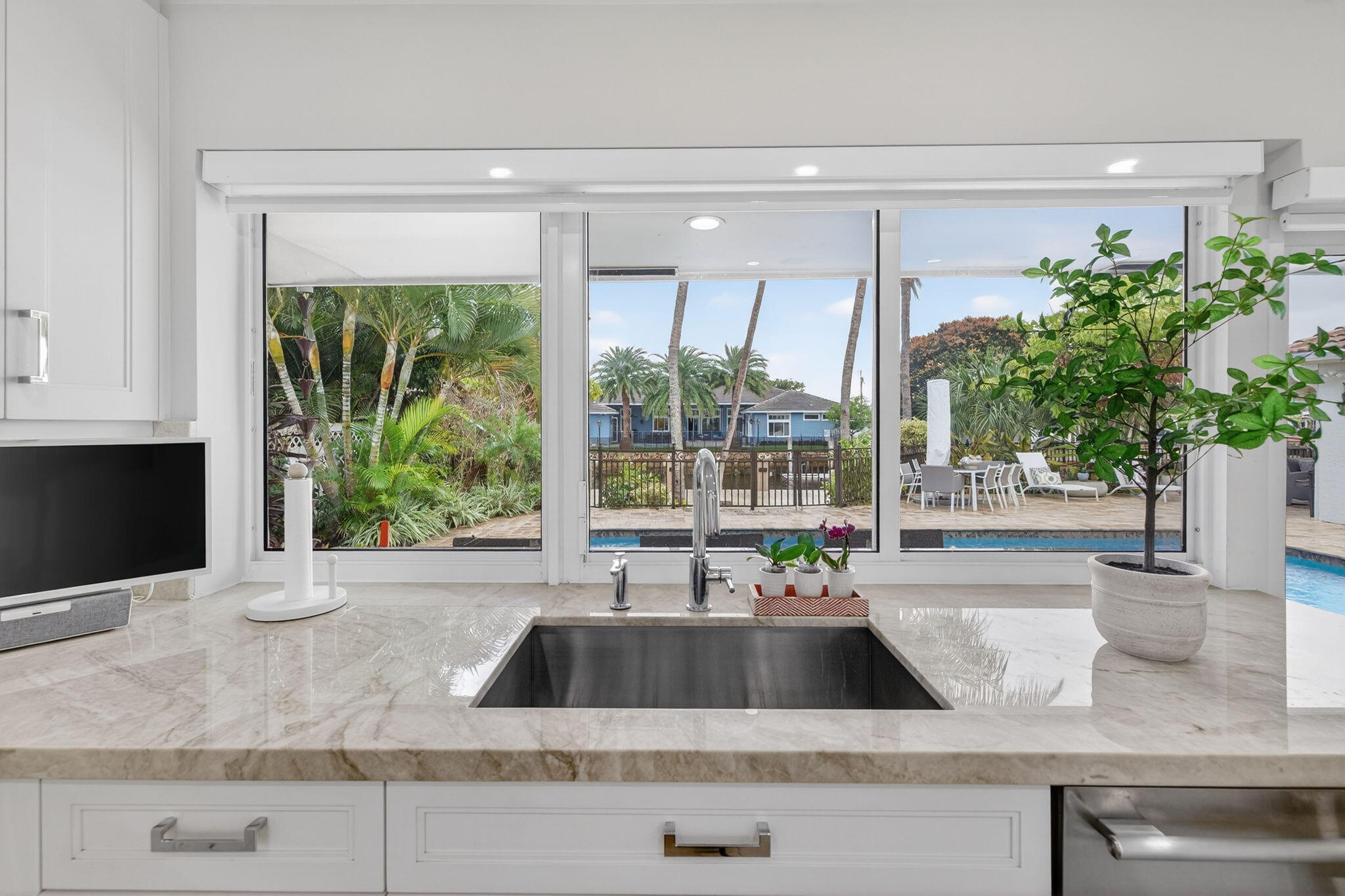 2760 NE 55th Fort Lauderdale, FL 33308