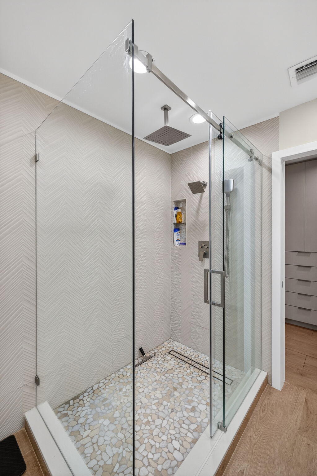 2760 NE 55th Fort Lauderdale, FL 33308