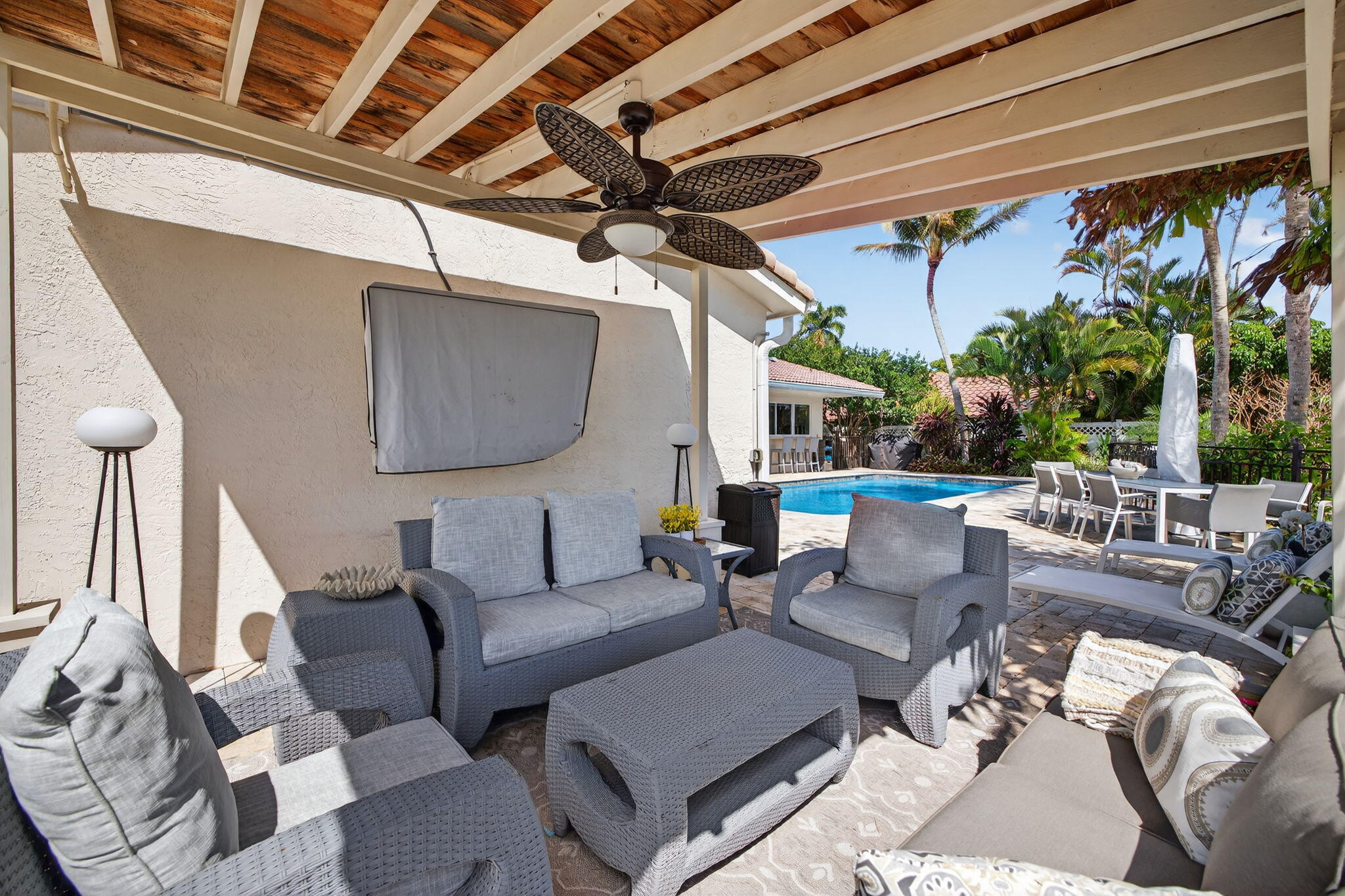 2760 NE 55th Fort Lauderdale, FL 33308