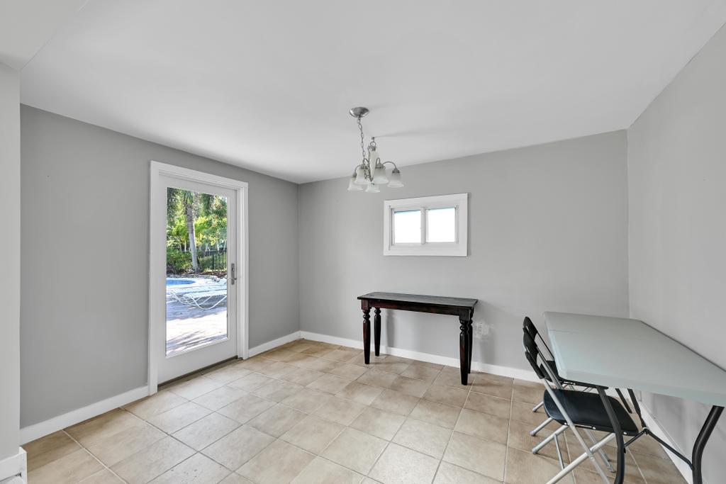 4405 SW 35th Fort Lauderdale, FL 33312