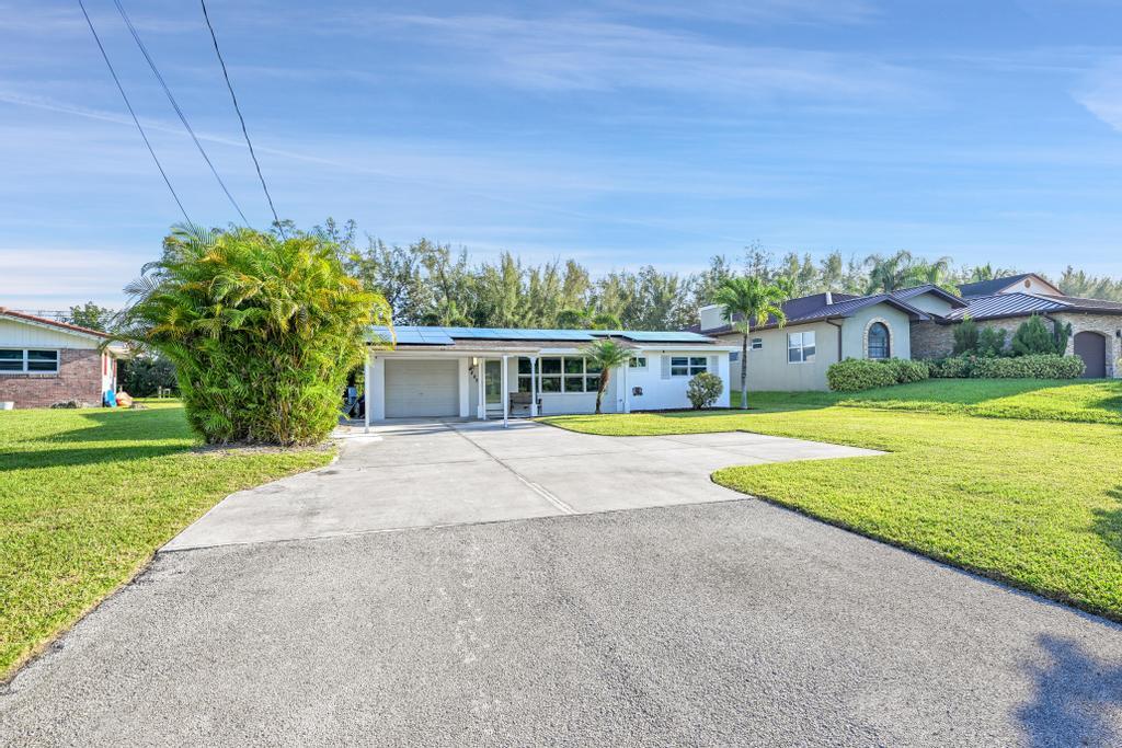 4405 SW 35th Fort Lauderdale, FL 33312