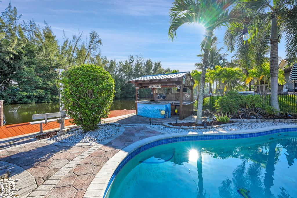 4405 SW 35th Fort Lauderdale, FL 33312