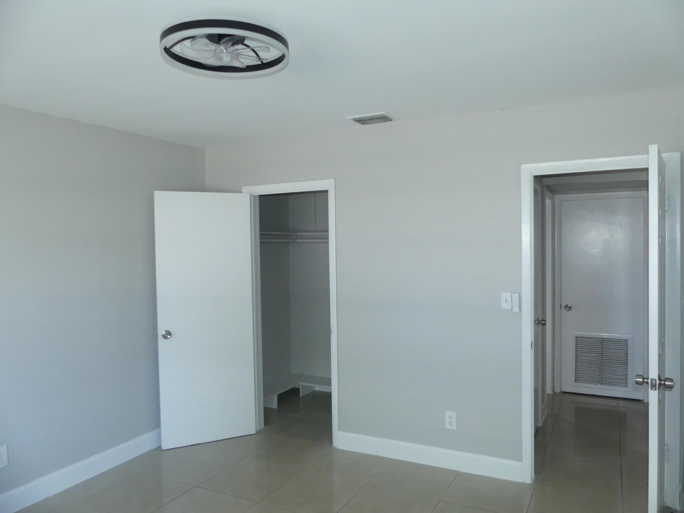 2247 Taylor #1-8 Hollywood, FL 33020