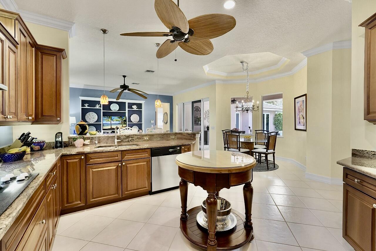9078 Castle Harbour Vero Beach, FL 32963