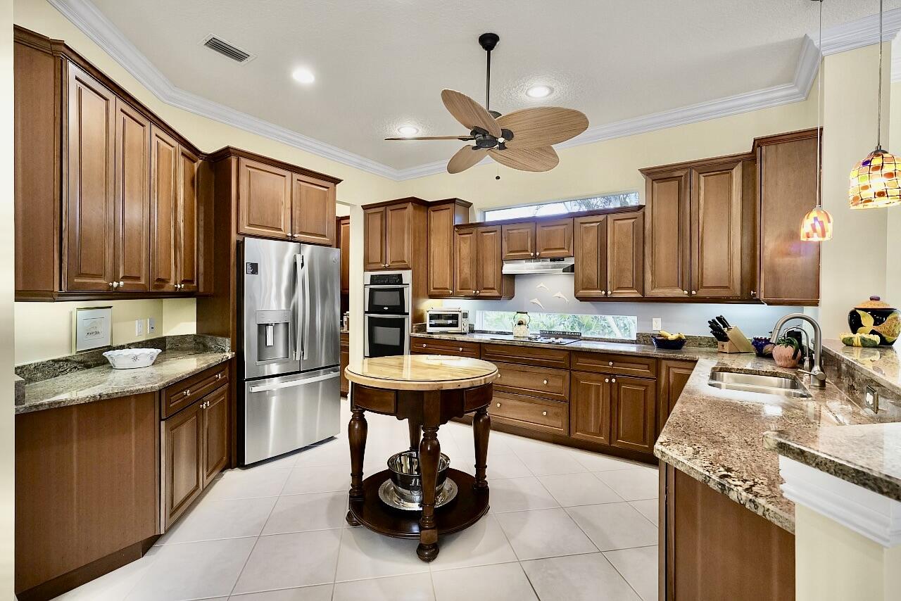9078 Castle Harbour Vero Beach, FL 32963