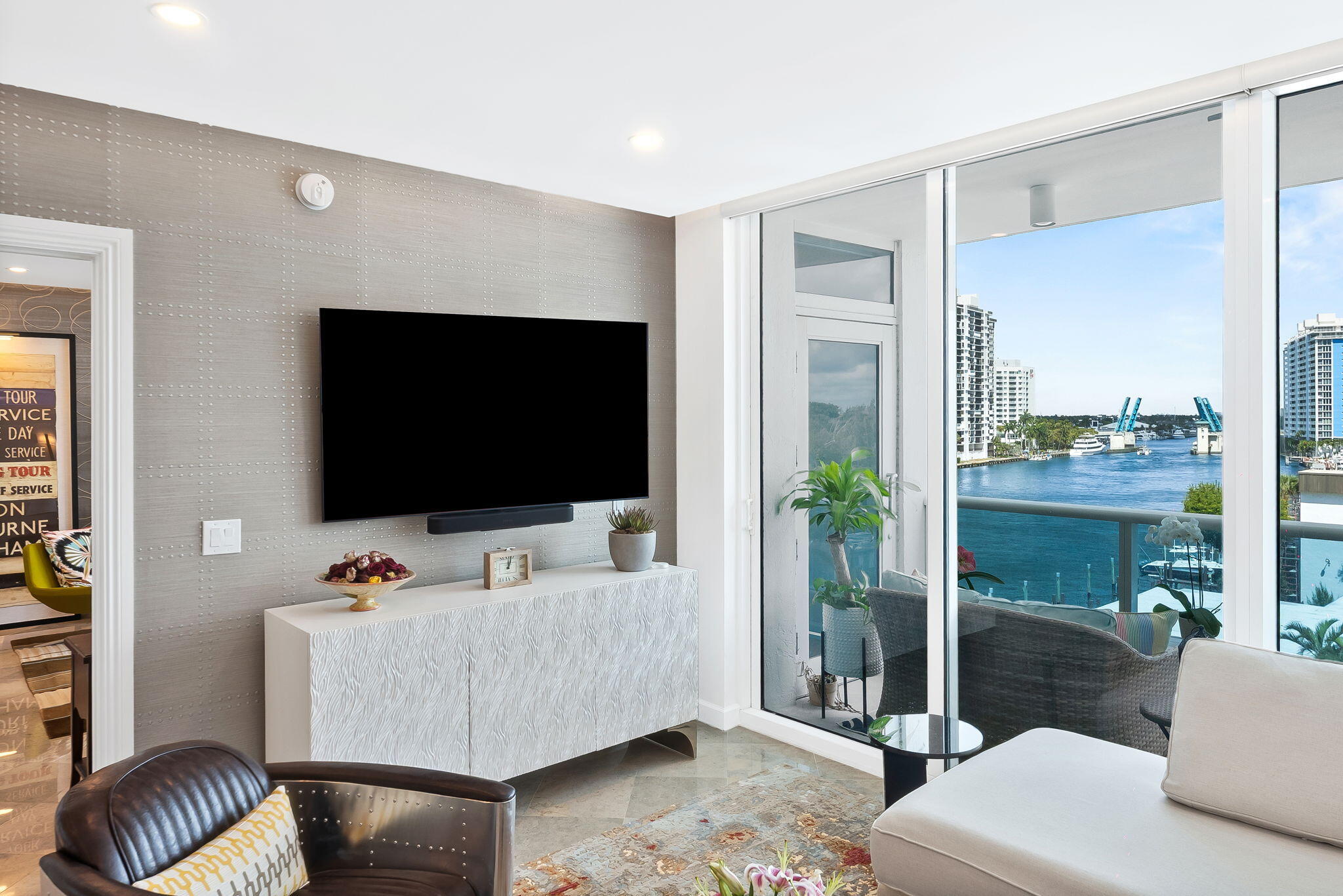 715 Bayshore #606 Fort Lauderdale, FL 33304