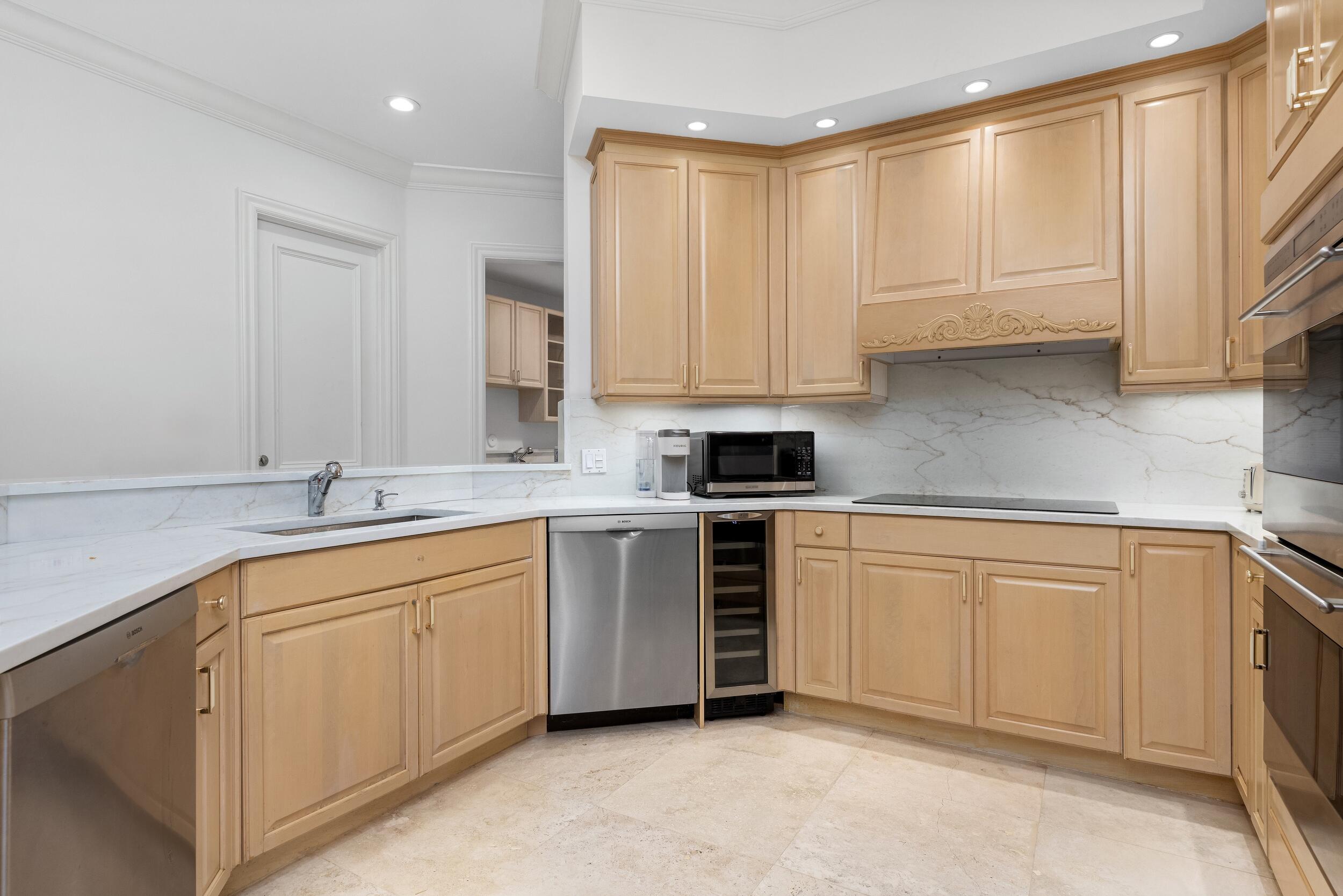 1460 N Ocean Palm Beach, FL 33480