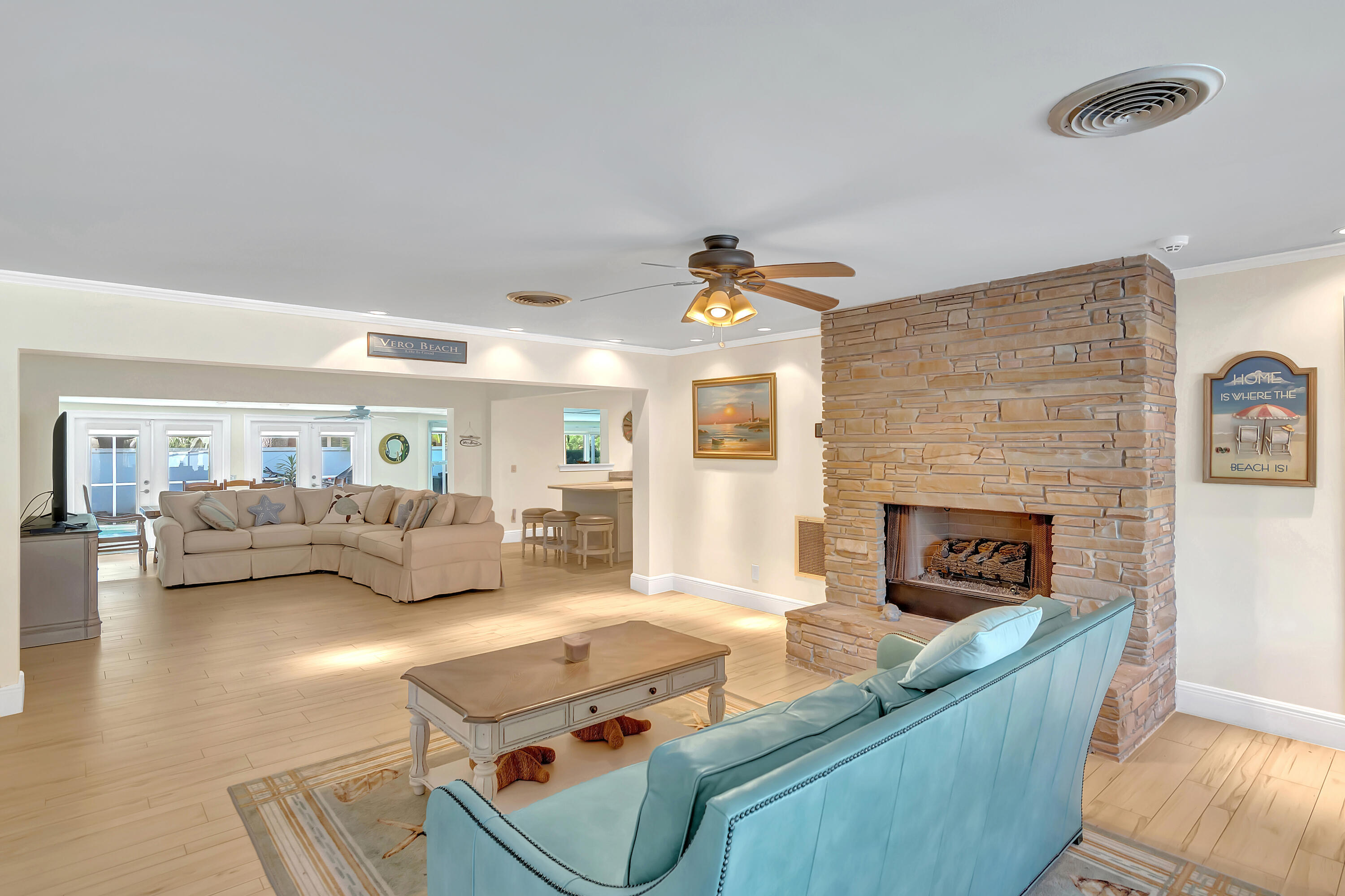 500 Gardenia Vero Beach, FL 32963