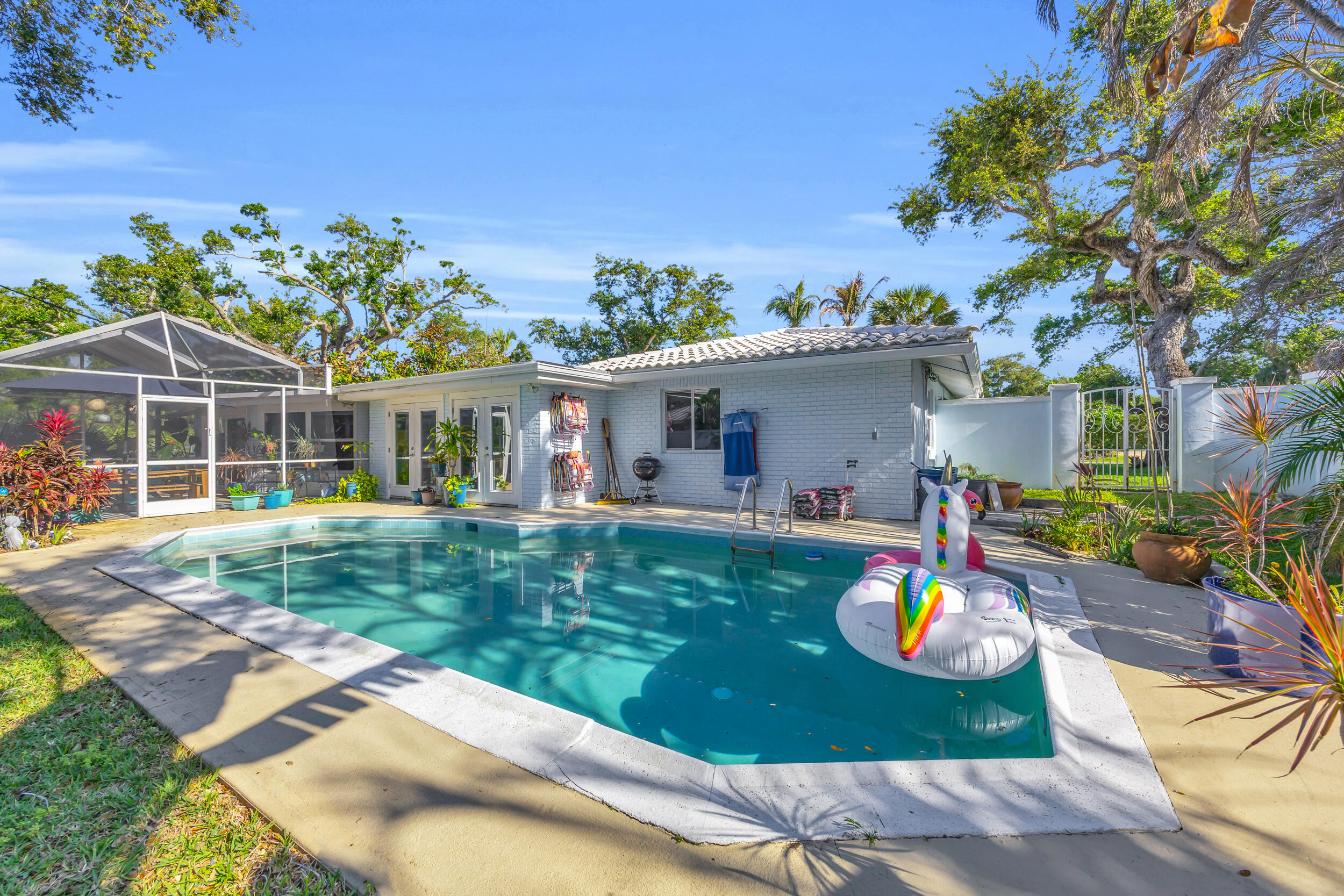 500 Gardenia Vero Beach, FL 32963