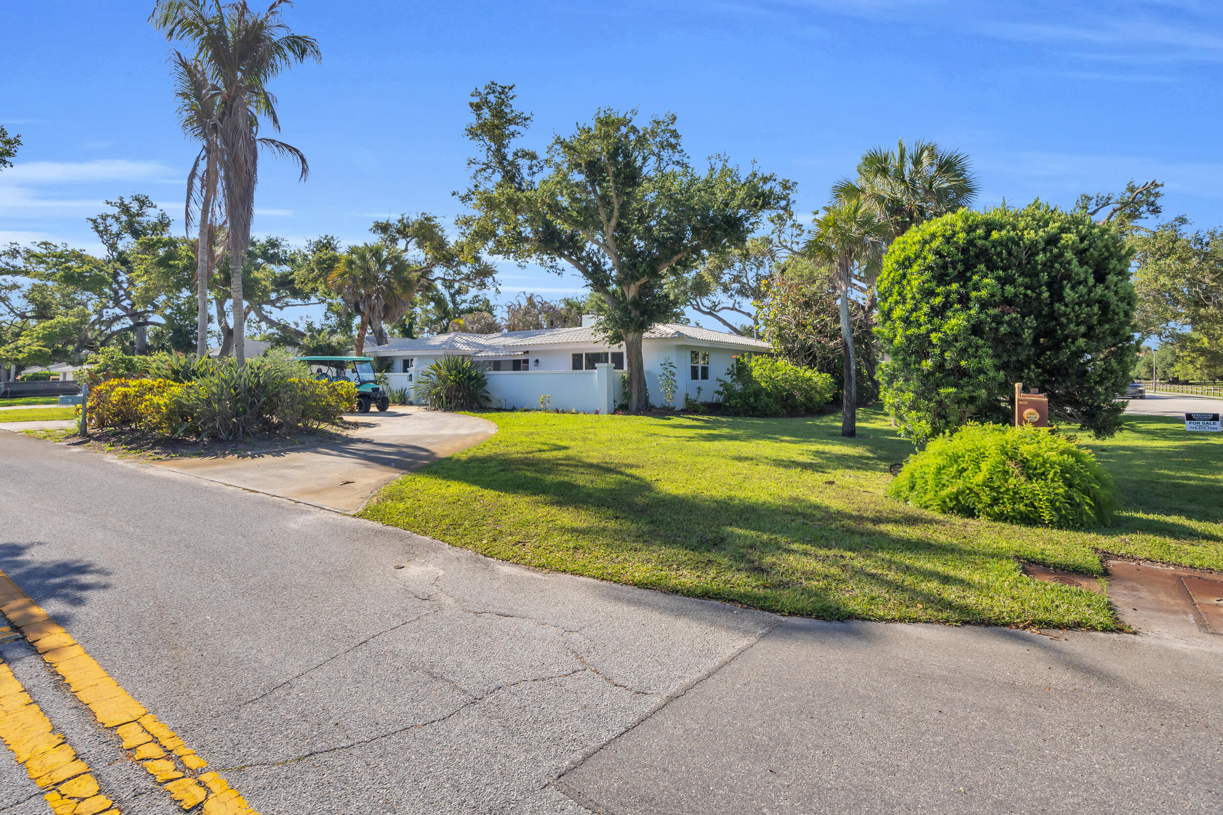 500 Gardenia Vero Beach, FL 32963