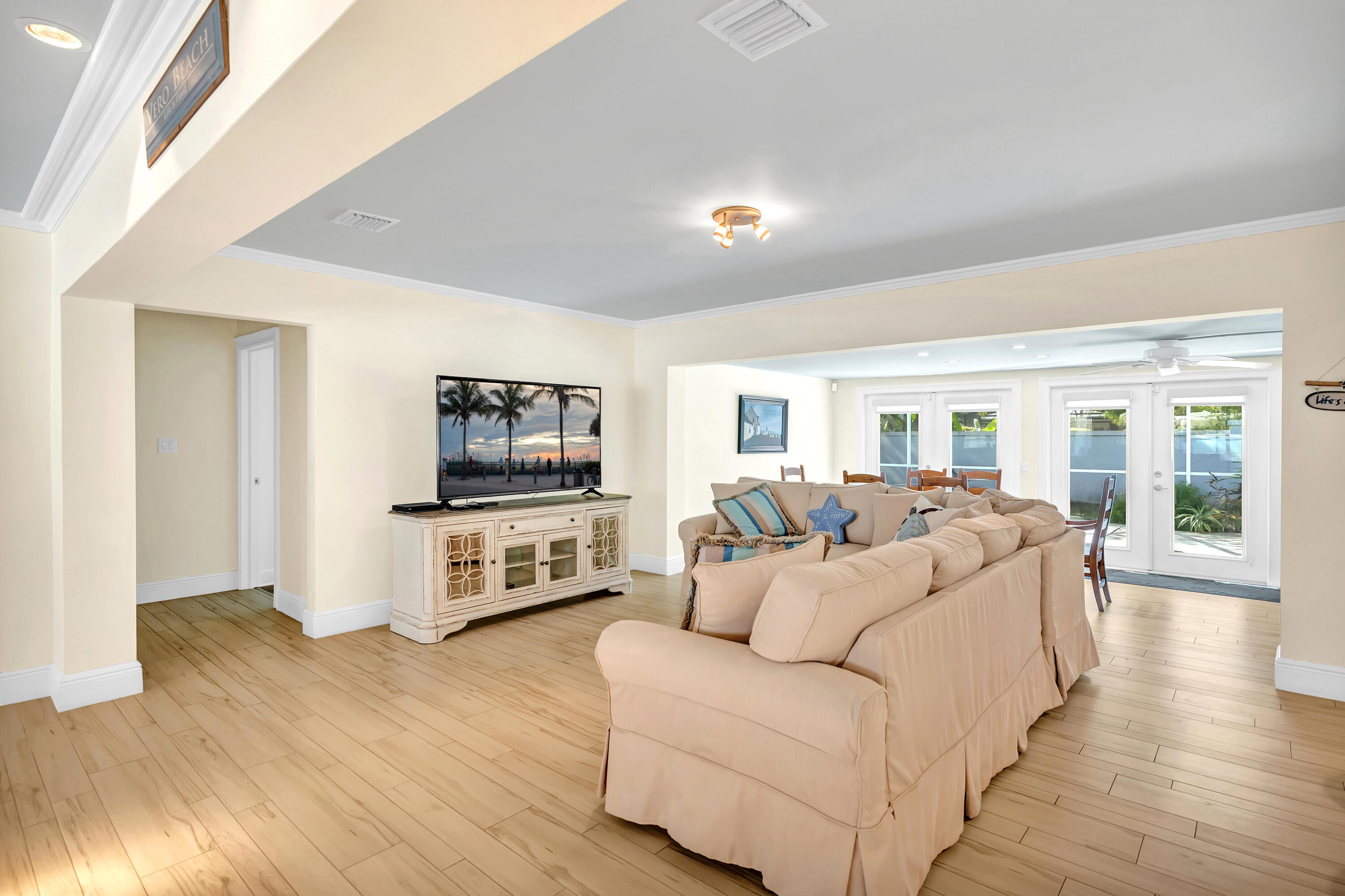 500 Gardenia Vero Beach, FL 32963