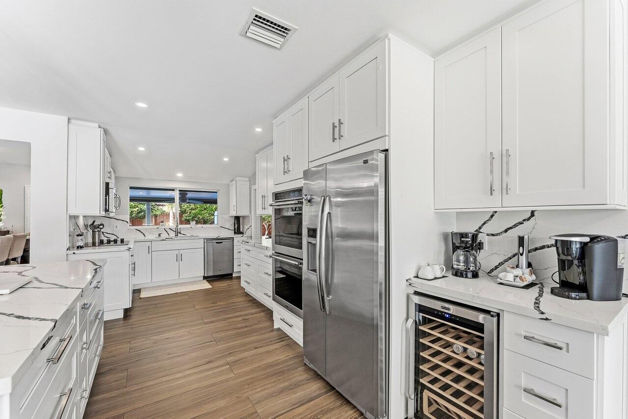 2625 NE 27th Fort Lauderdale, FL 33306