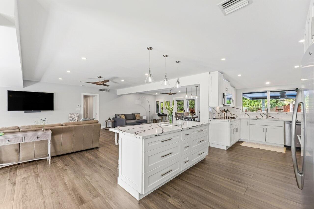 2625 NE 27th Fort Lauderdale, FL 33306