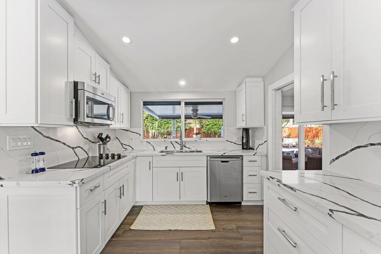 2625 NE 27th Fort Lauderdale, FL 33306