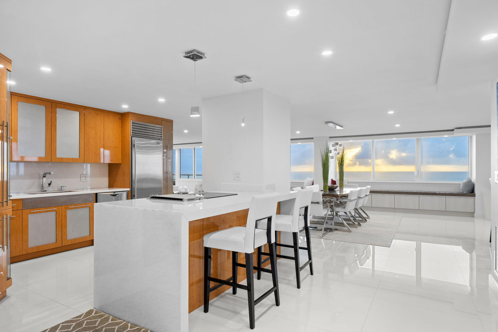 545 S Fort Lauderdale Bch #701-702 Fort Lauderdale, FL 33316