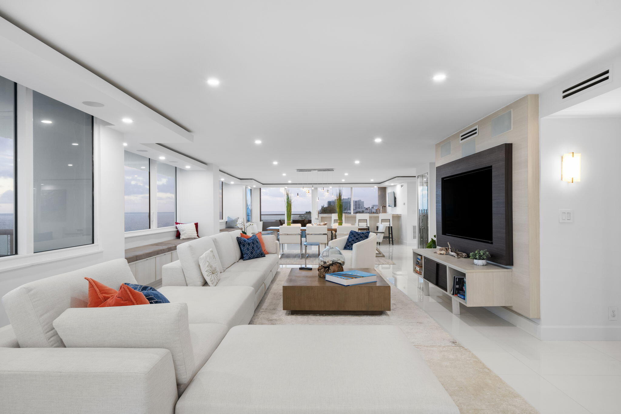 545 S Fort Lauderdale Bch #701-702 Fort Lauderdale, FL 33316