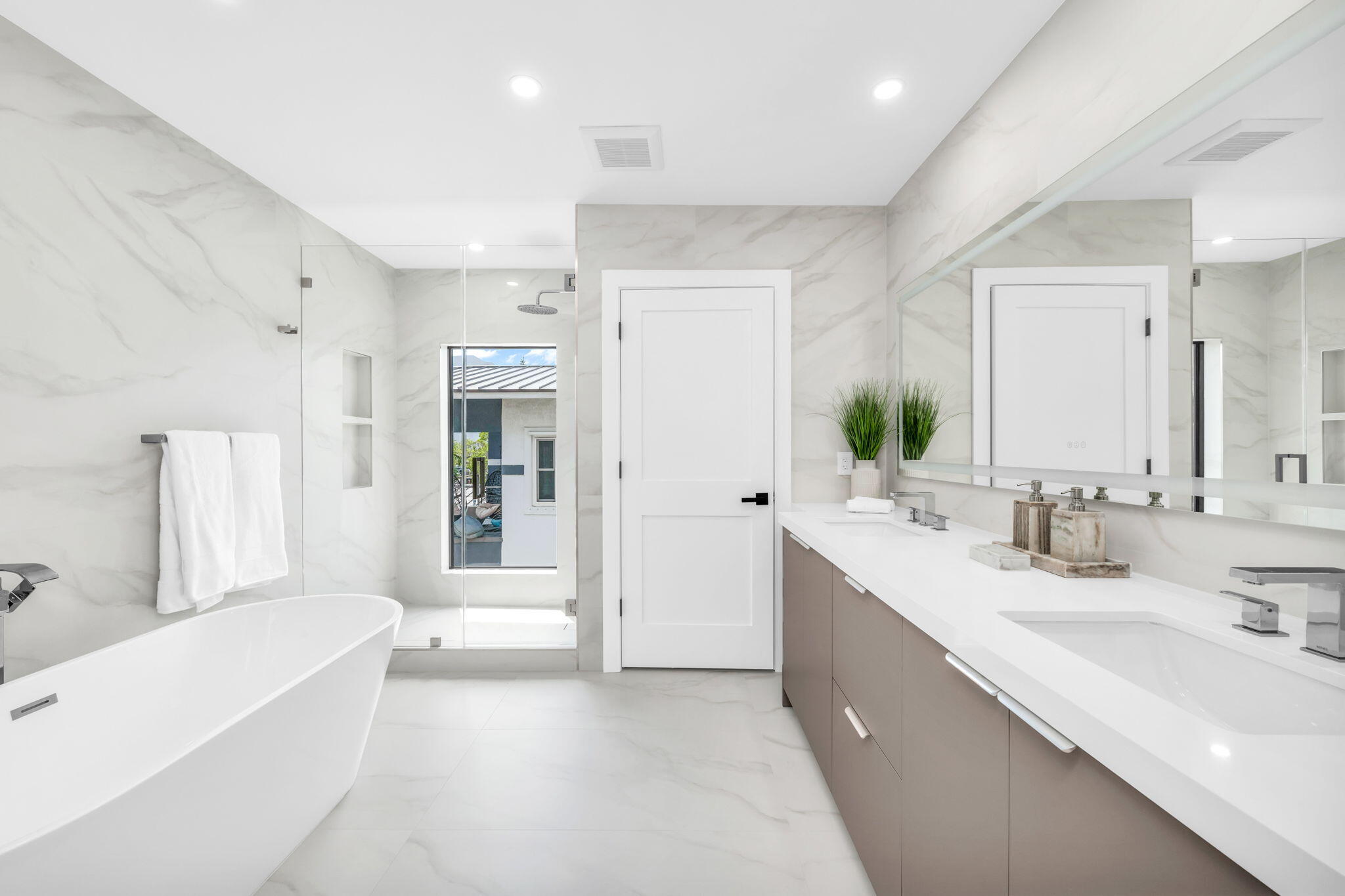 3225 Canal Pompano Beach, FL 33062