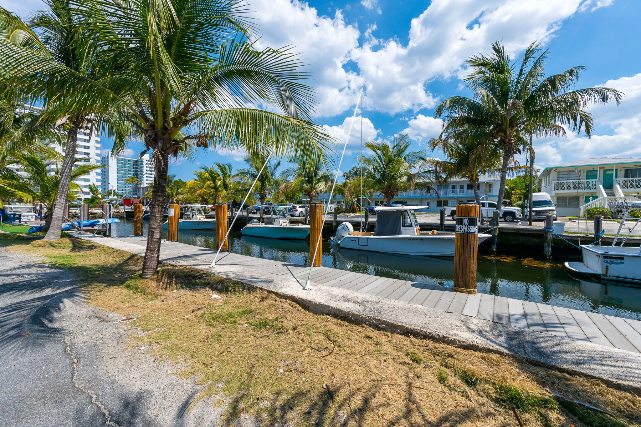 3225 Canal Pompano Beach, FL 33062