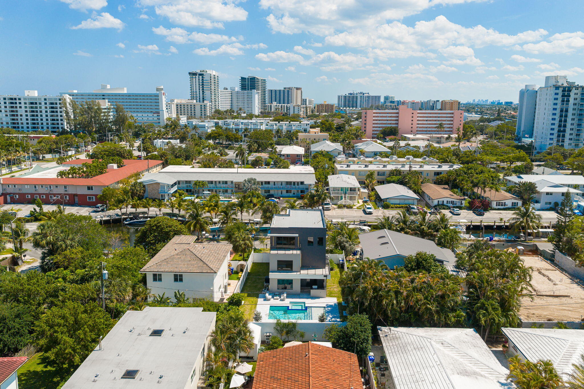 3225 Canal Pompano Beach, FL 33062