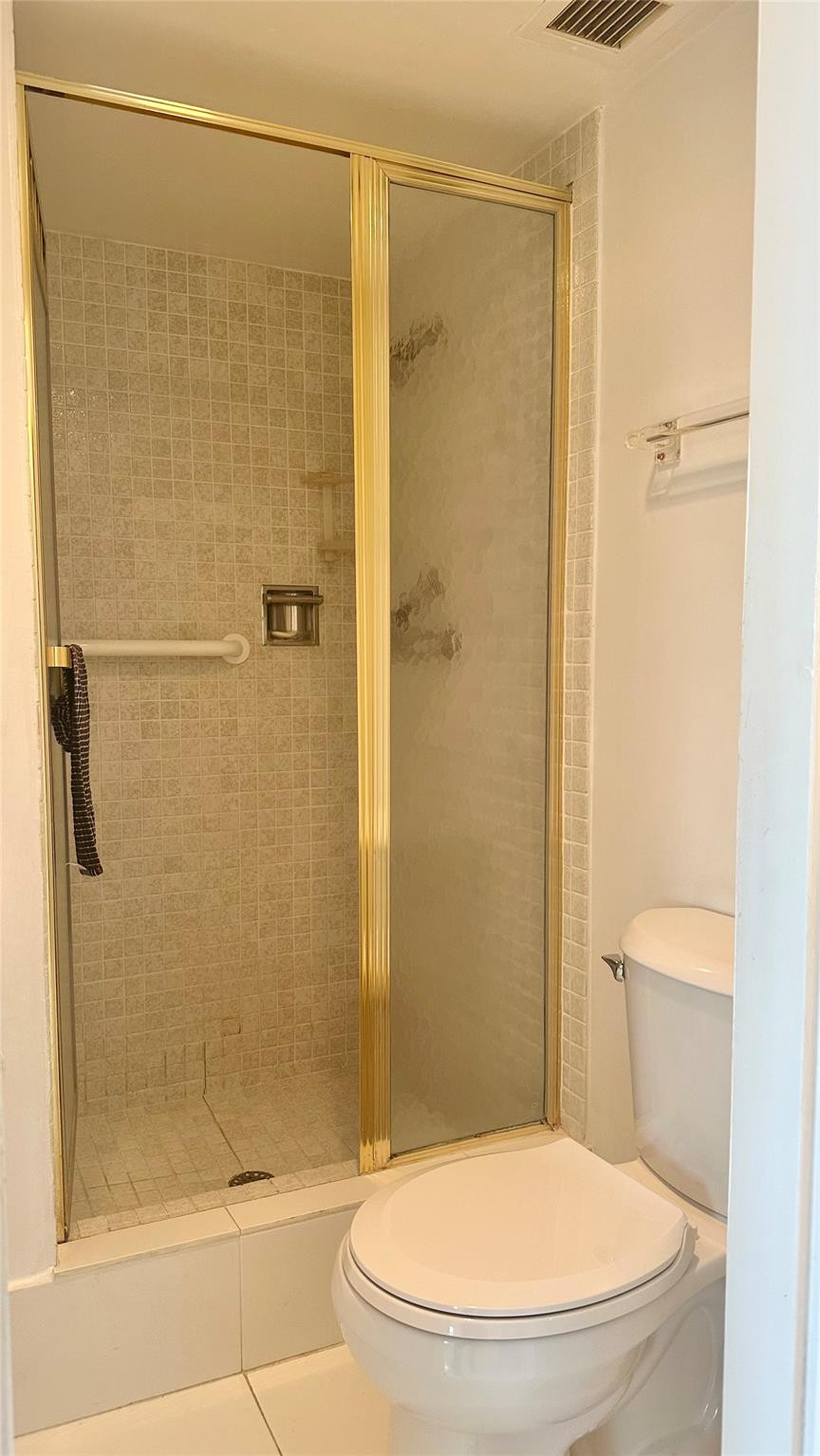 5100 Dupont #11n Fort Lauderdale, FL 33308