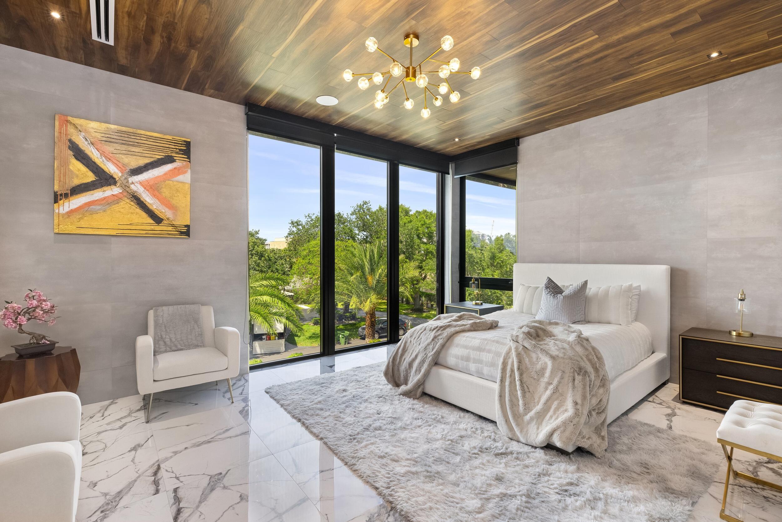 733 Middle Riv Fort Lauderdale, FL 33304
