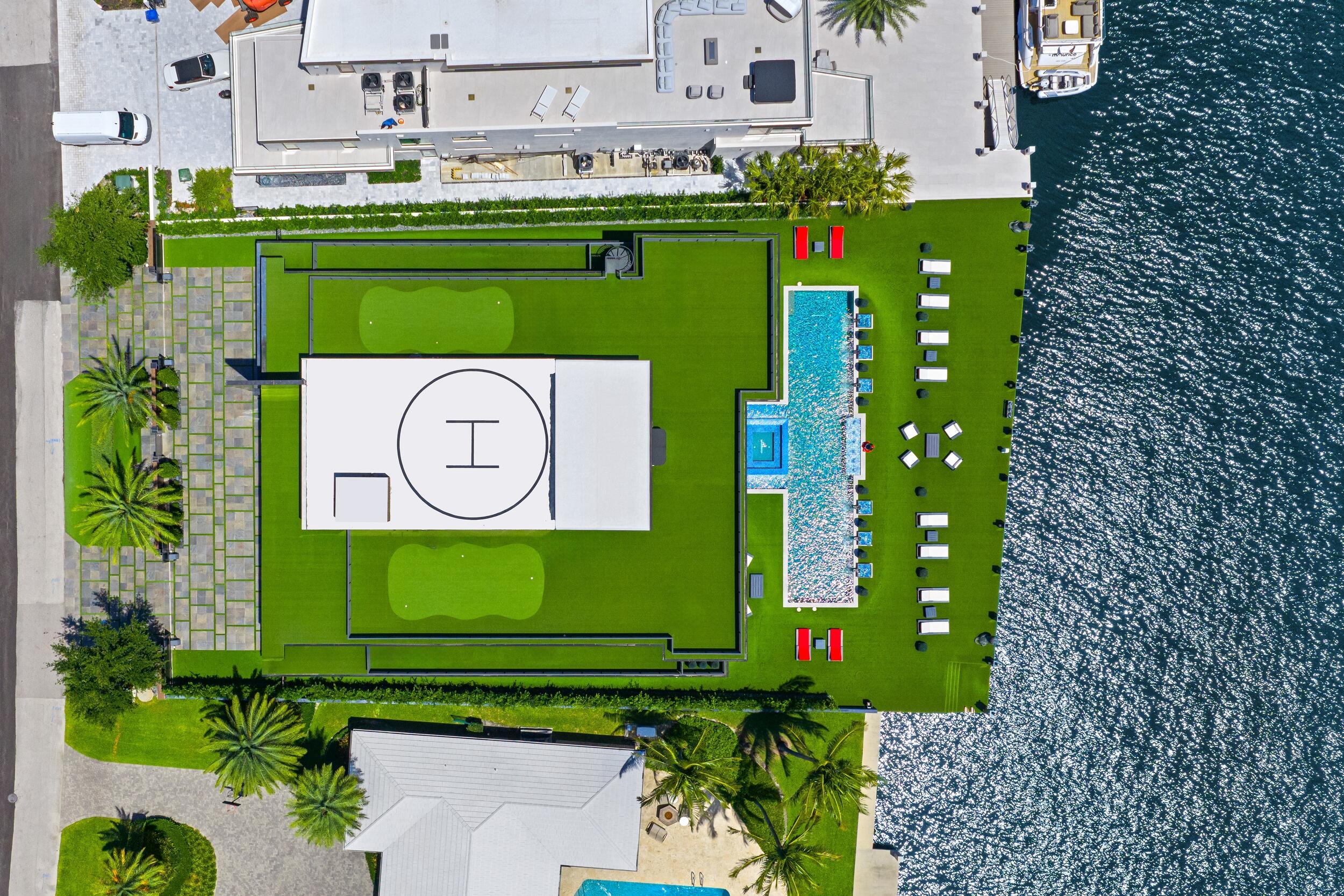 733 Middle Riv Fort Lauderdale, FL 33304