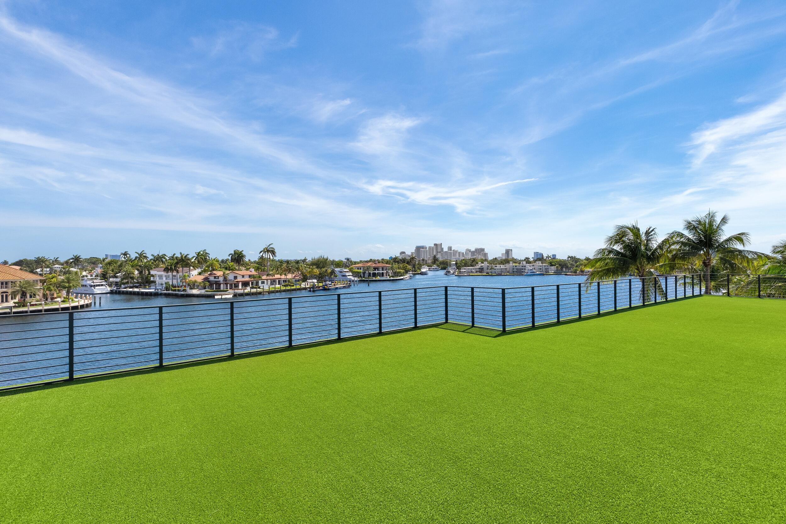 733 Middle Riv Fort Lauderdale, FL 33304